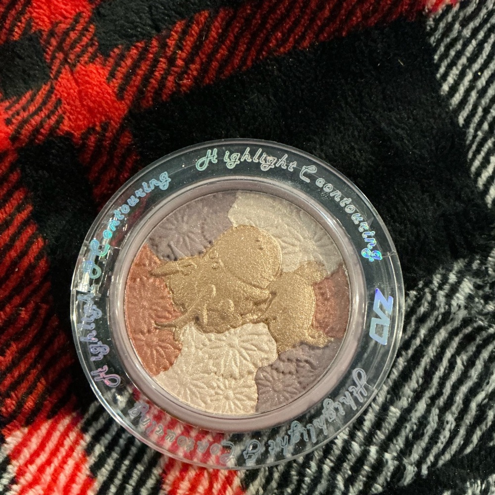 ZOEVA Pink and Red Highlighter